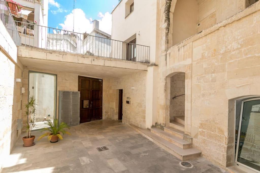 Апартаменты Dimora Del '500 In Zona Santa Croce Лечче Экстерьер фото