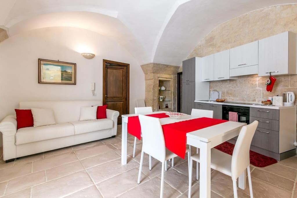 Апартаменты Dimora Del '500 In Zona Santa Croce Лечче Экстерьер фото