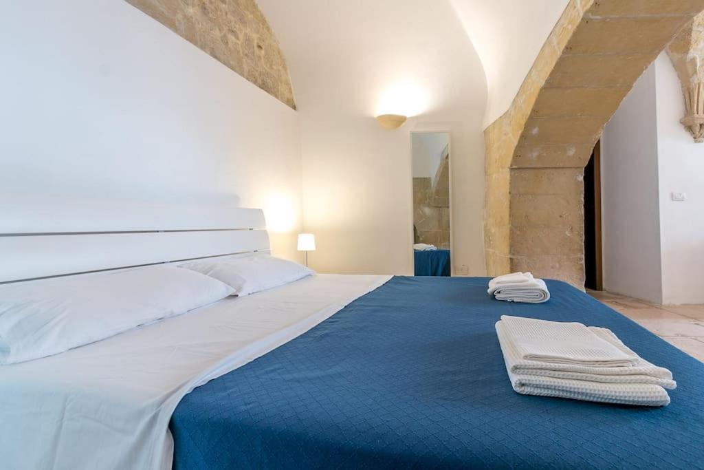 Апартаменты Dimora Del '500 In Zona Santa Croce Лечче Экстерьер фото